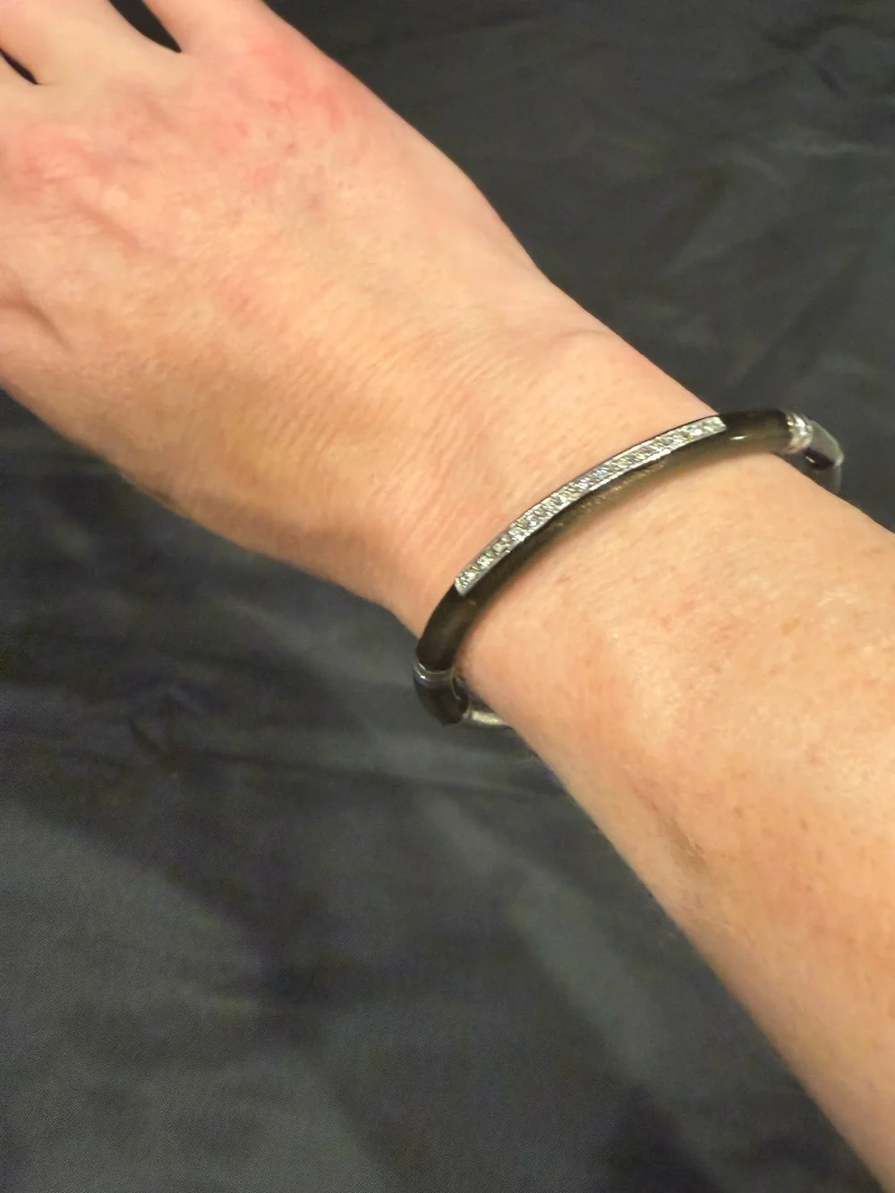 Vintage Style Dark Gray Resin Silver Crystal Inlay Open Bangle Bracelet
